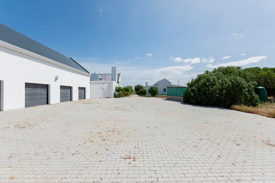 9 Bedroom Property for Sale in Long Acres Country Estate Western Cape